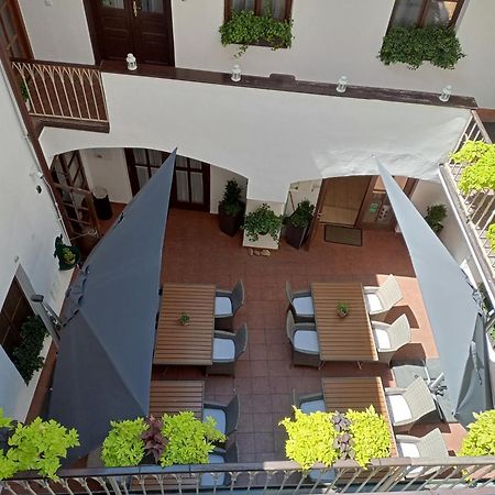 Bed and Breakfast Old Prague House Экстерьер фото