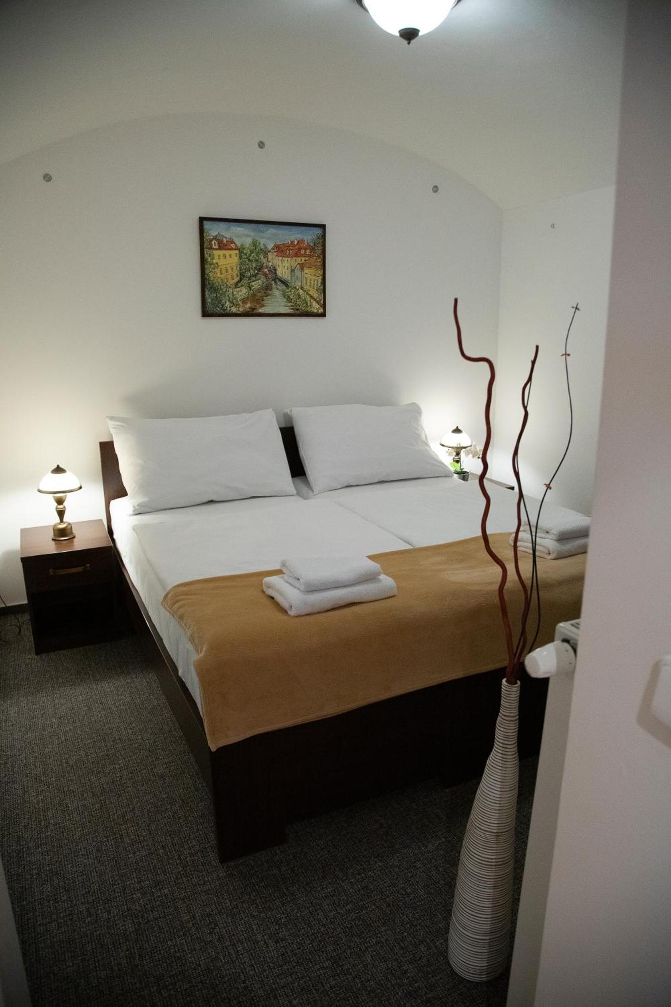 Bed and Breakfast Old Prague House Экстерьер фото