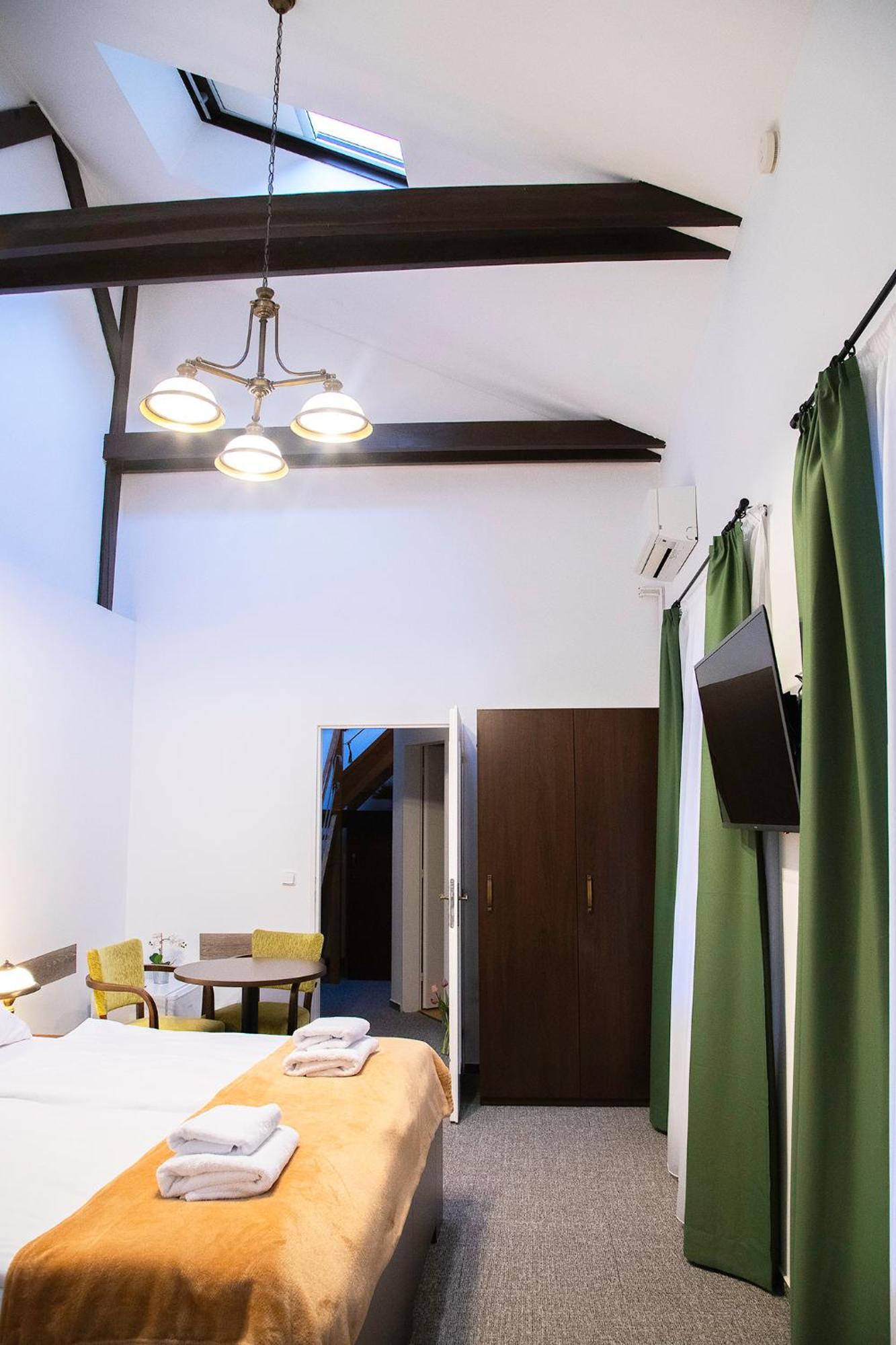 Bed and Breakfast Old Prague House Экстерьер фото