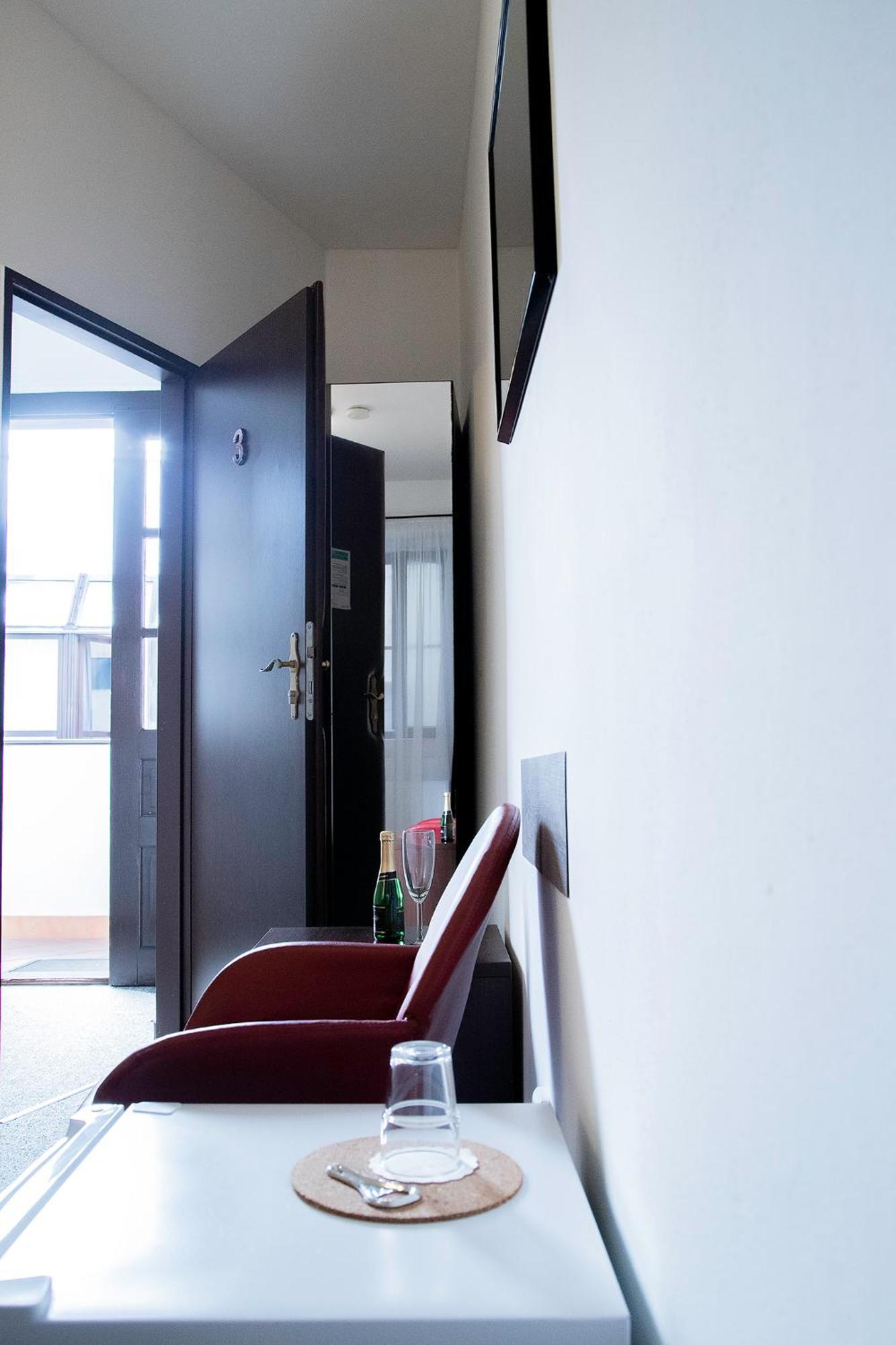 Bed and Breakfast Old Prague House Экстерьер фото