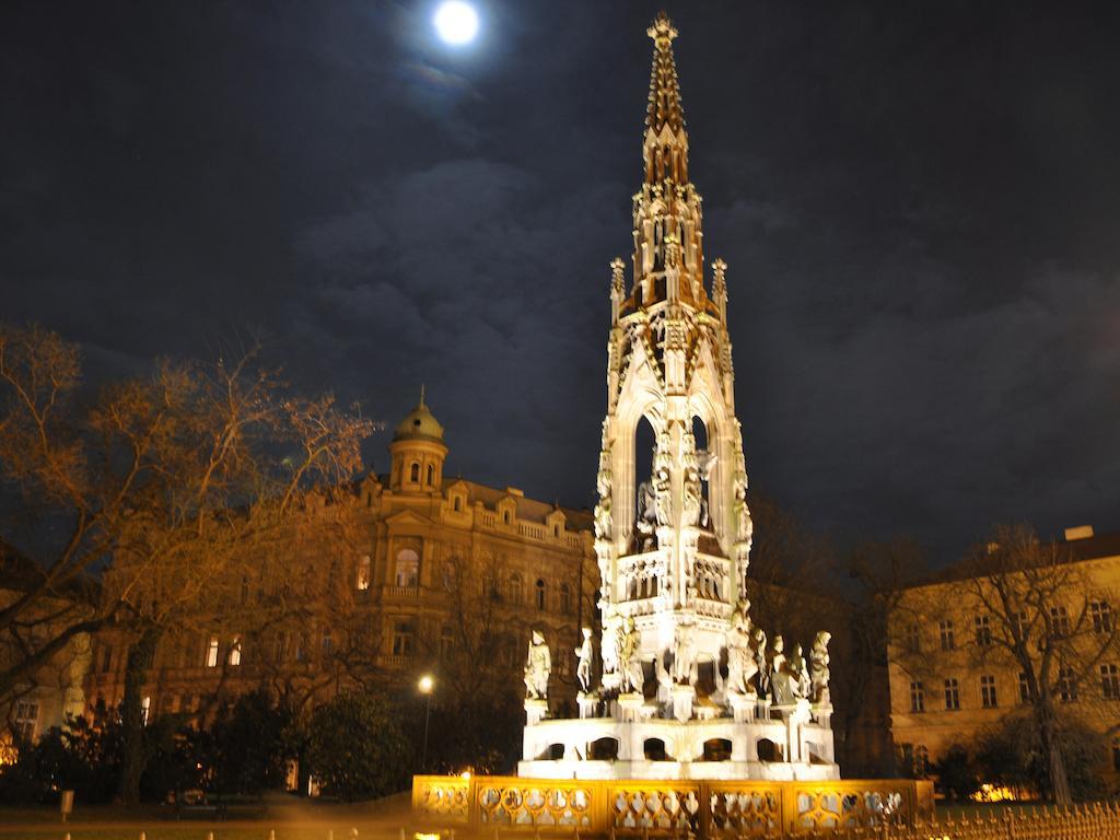 Bed and Breakfast Old Prague House Экстерьер фото