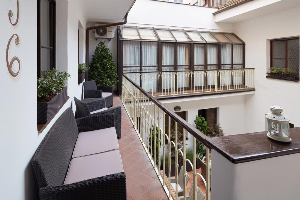Bed and Breakfast Old Prague House Экстерьер фото